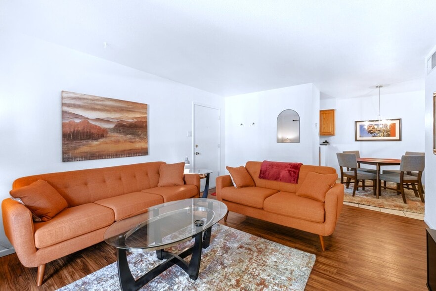 1601 Pennsylvania St NE, Albuquerque, NM for sale - Building Photo - Image 3 of 28