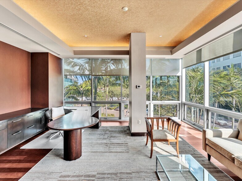 20900 NE 30th Ave, Aventura, FL à vendre - Photo du bâtiment - Image 2 de 32