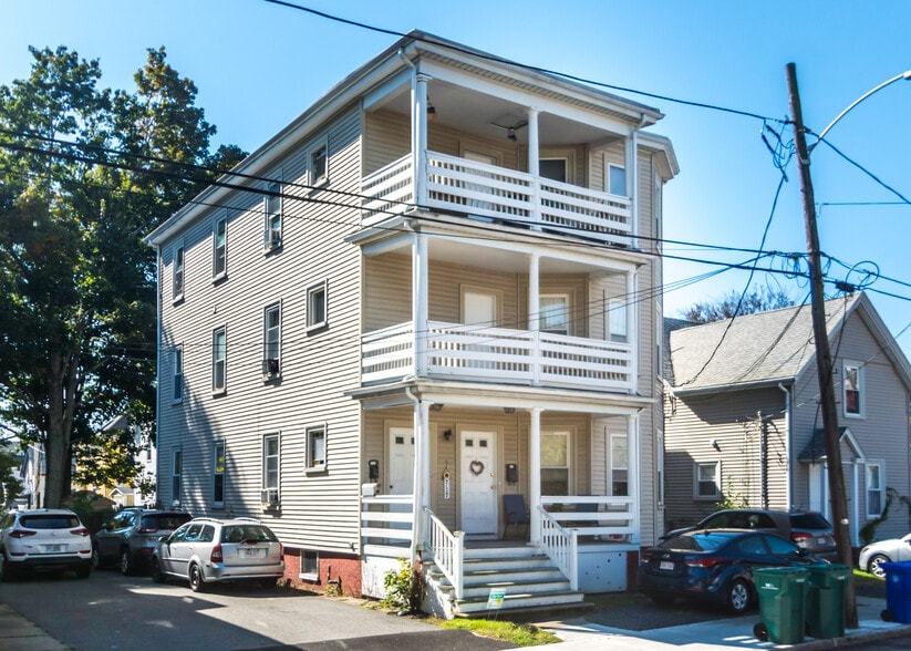226 S Main St, Attleboro, MA à vendre - Photo du bâtiment - Image 2 de 19