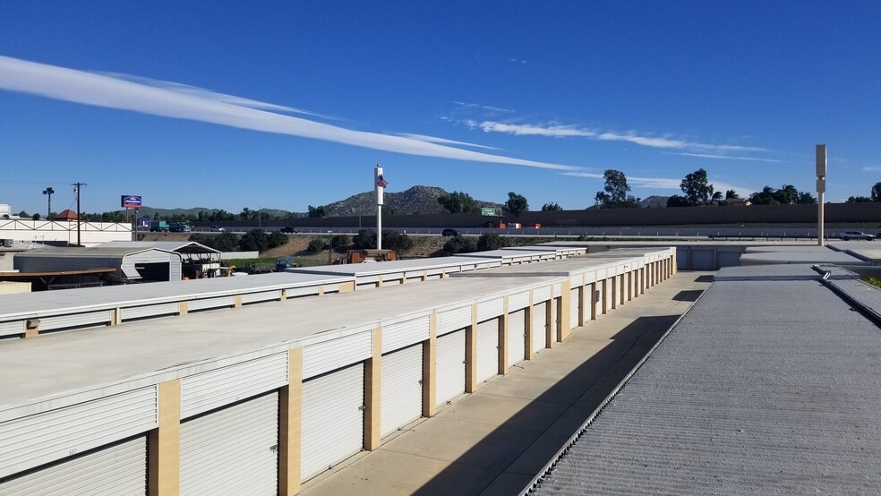 1625 Hamner Ave, Norco, CA for sale - Building Photo - Image 3 of 5