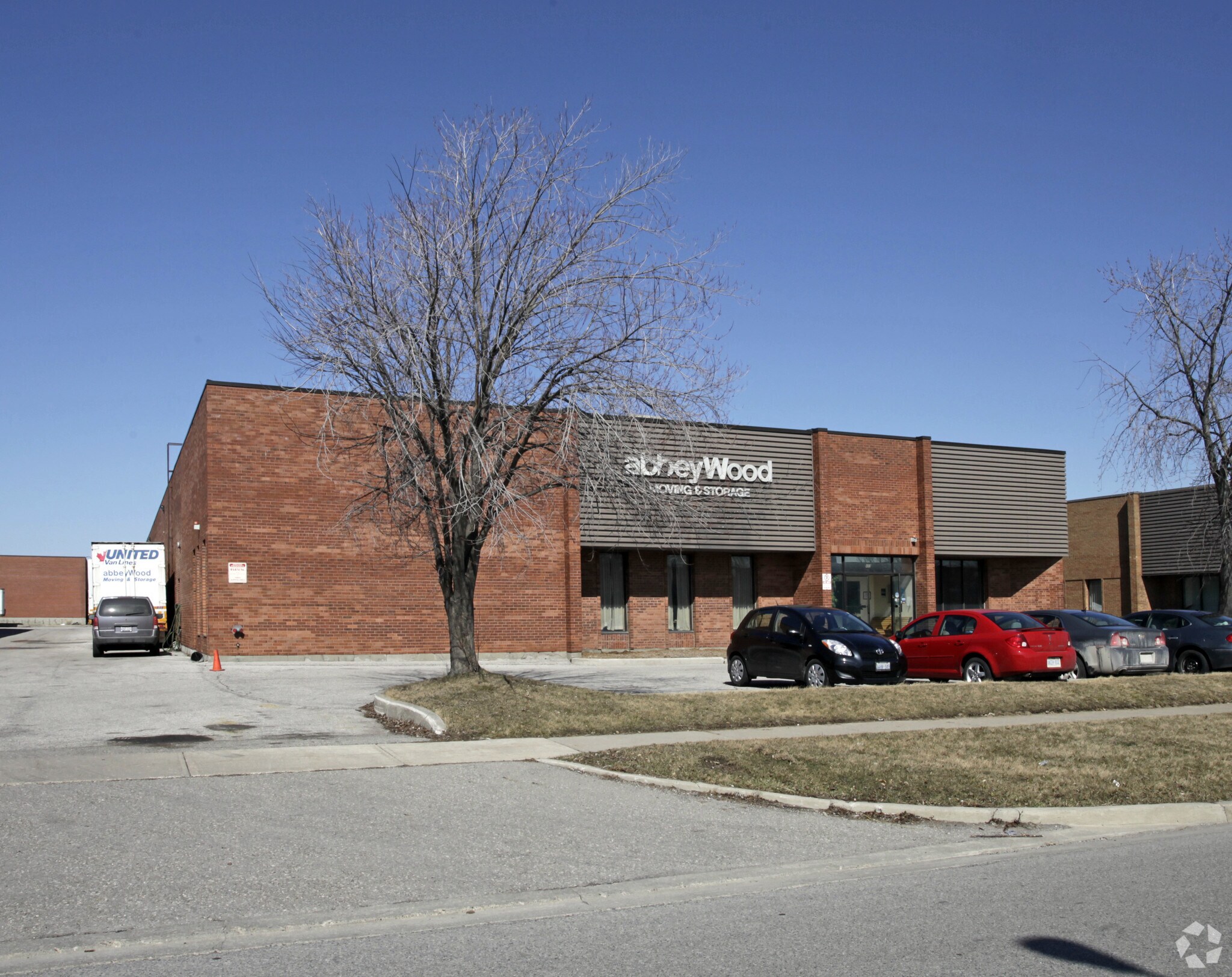 480 Finchdene Sq, Toronto, ON for sale Primary Photo- Image 1 of 1