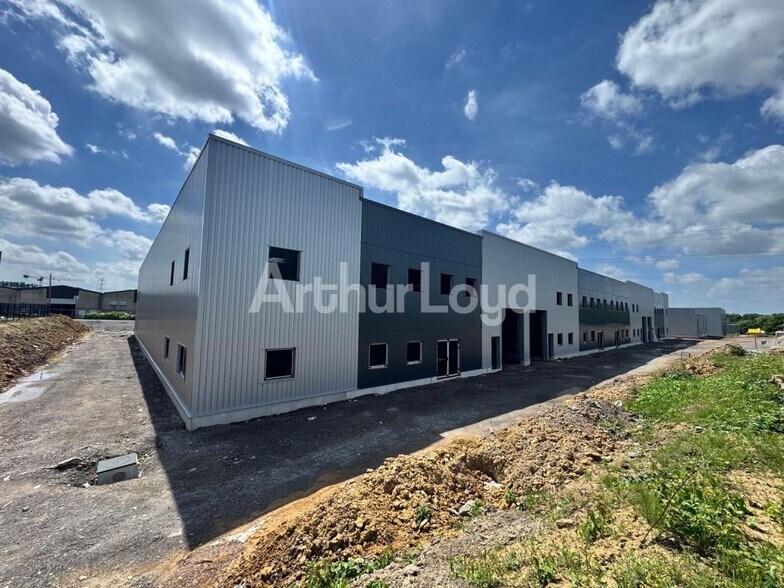 Flex dans Wasquehal à louer - Photo du bâtiment - Image 2 de 6