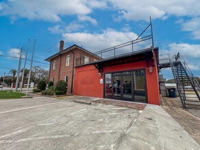 1 N Mechanic St, El Campo, TX à vendre Photo du bâtiment- Image 2 de 18