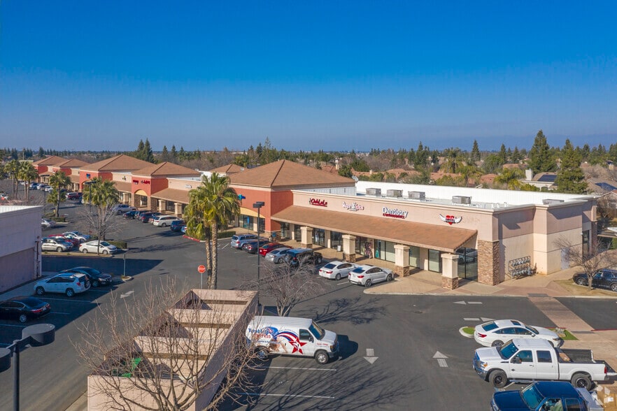 1305-1365 N Willow Ave, Clovis, CA for sale - Building Photo - Image 3 of 4