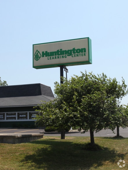 3071 Union Rd, Orchard Park, NY for lease - Building Photo - Image 2 of 4