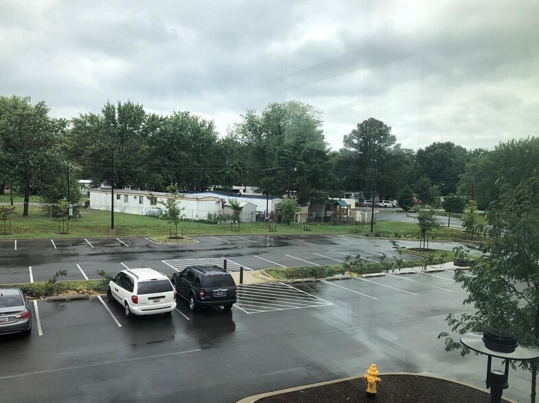 45870 E Run Dr, Lexington Park, MD à louer - Photo du bâtiment - Image 2 de 5