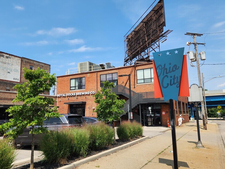 2814 Detroit Ave, Cleveland, OH à louer - Photo du bâtiment - Image 3 de 10