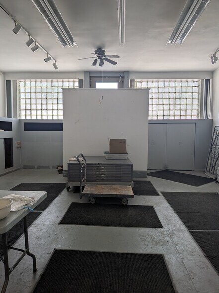 4052 N Western Ave, Chicago, IL à vendre - Photo du bâtiment - Image 2 de 9