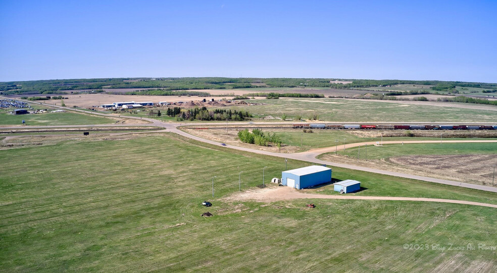 5901 Rge Road 195, Lamont, AB à vendre - Photo du bâtiment - Image 1 de 1