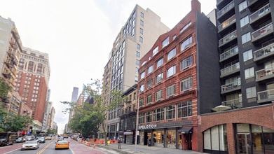 136-140 W 23rd St, New York, NY à louer Photo intérieure- Image 2 de 6