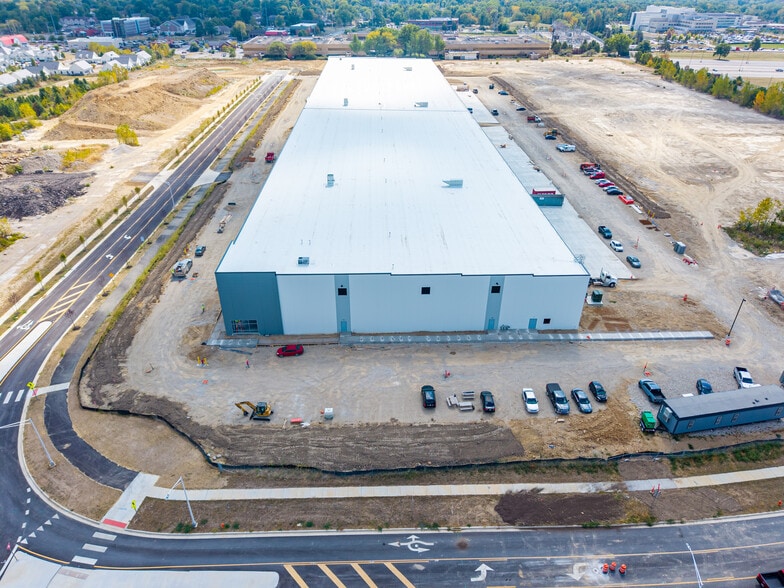 109 Corrina Dr, Columbus, OH for lease - Building Photo - Image 3 of 4