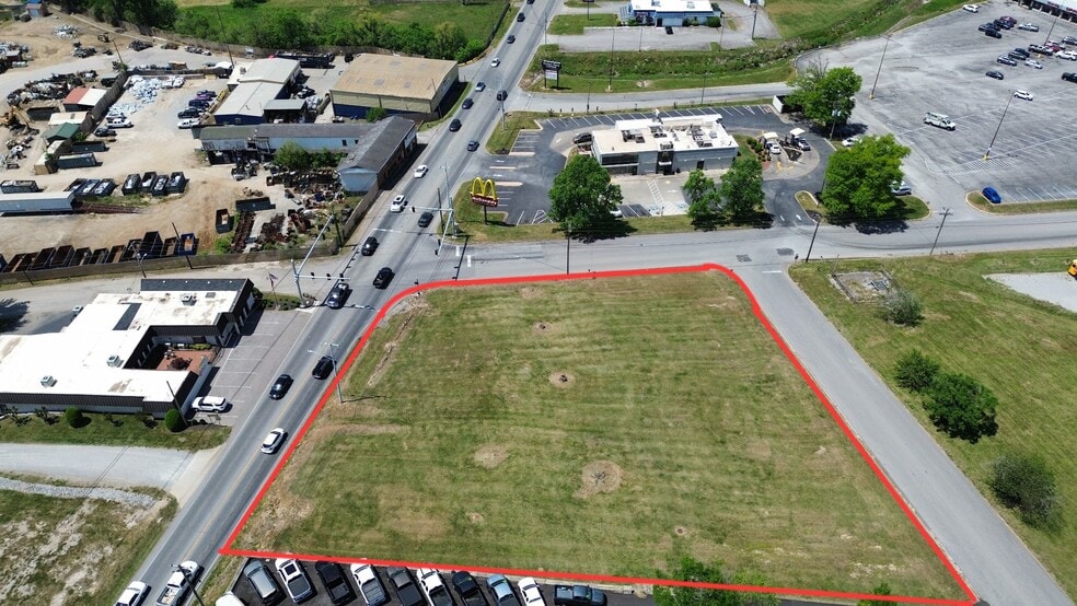 752 W College St, Pulaski, TN à vendre - Aérien - Image 3 de 4