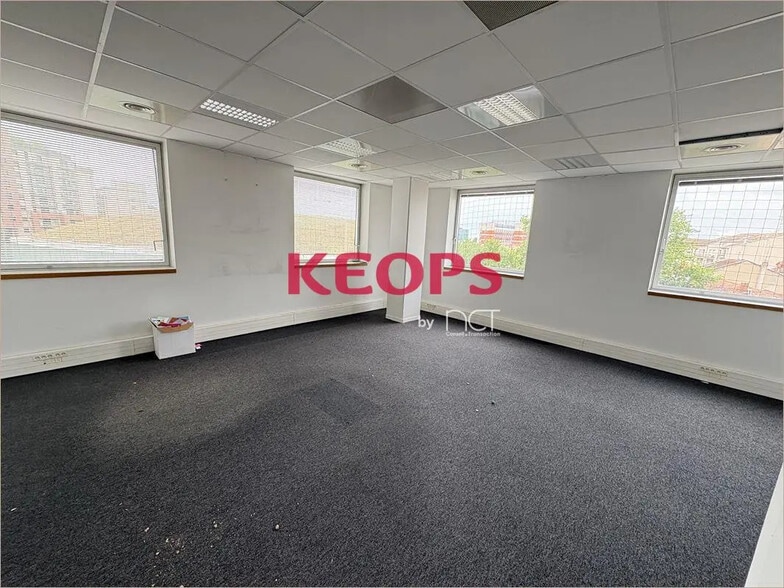 Esplanade Compans Caffarelli, Toulouse for lease - Interior Photo - Image 3 of 13