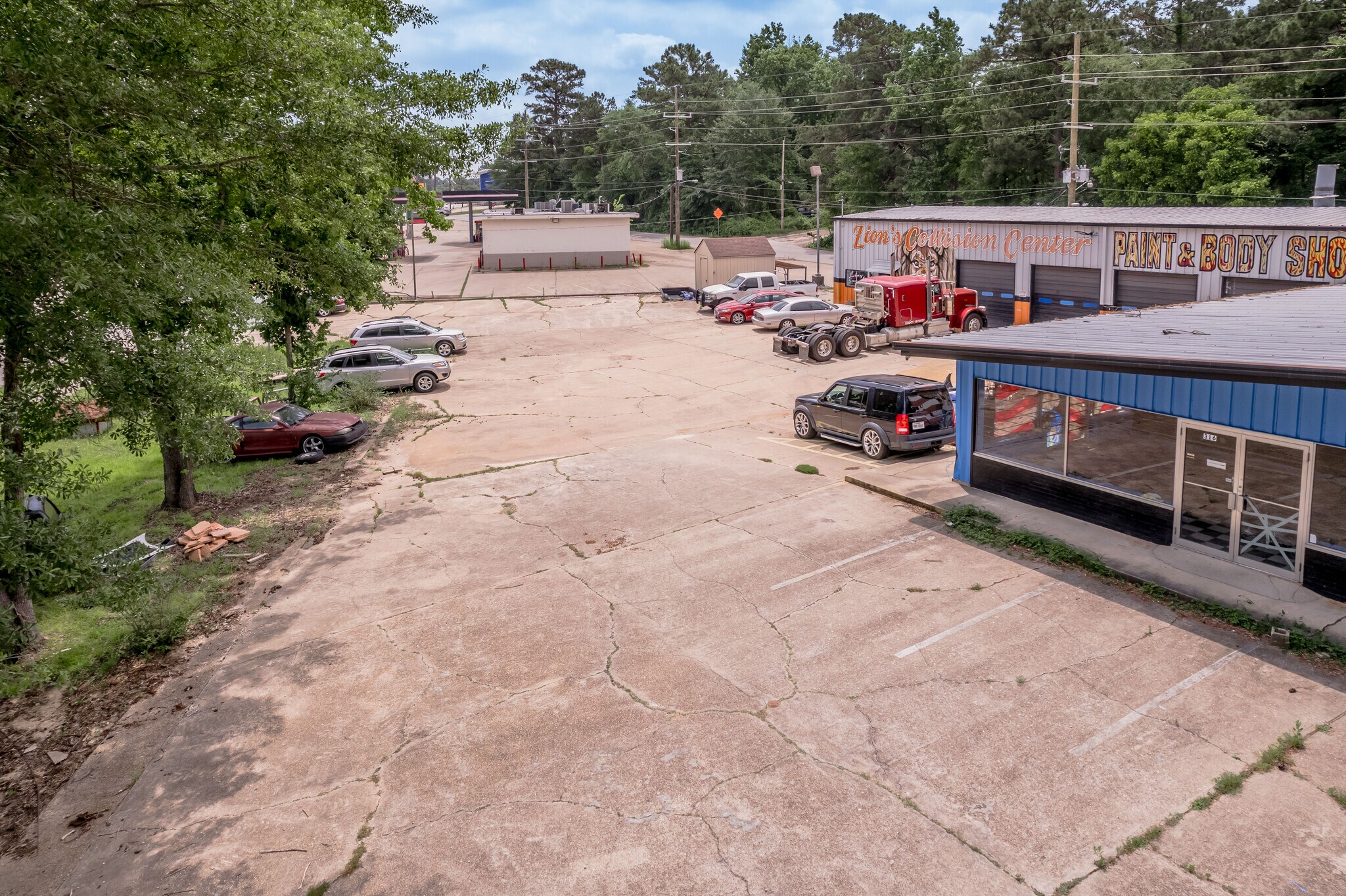316 Highway 190 E, Huntsville, TX à vendre Photo du bâtiment- Image 1 de 45