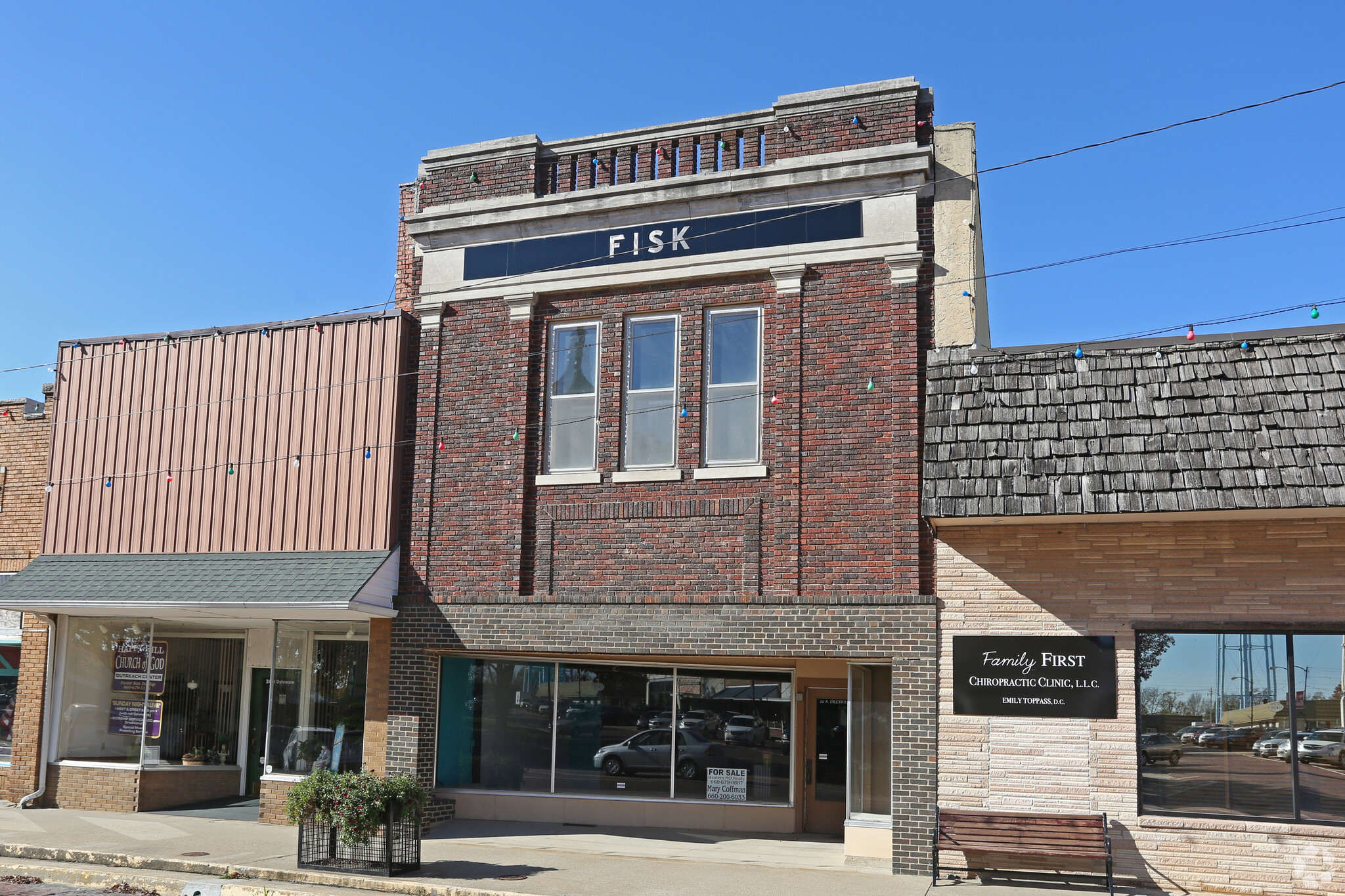 26 N Delaware St, Butler, MO for sale Primary Photo- Image 1 of 1