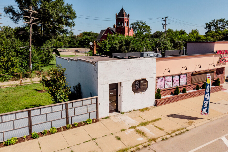 3536 Michigan Ave, Detroit, MI à vendre - Photo du b timent - Image 1 de 8