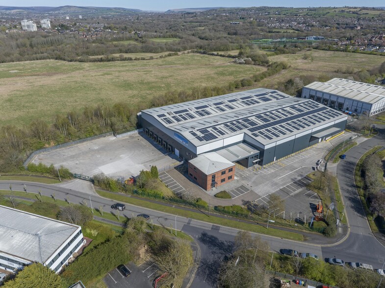 Bredbury Park Way, Stockport for lease - Building Photo - Image 3 of 12