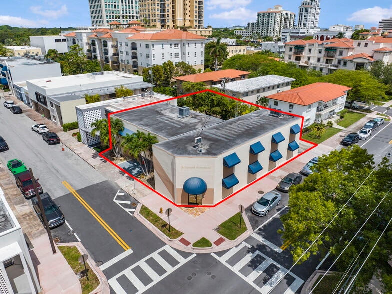 101 Madeira Ave, Coral Gables, FL for sale - Primary Photo - Image 1 of 15