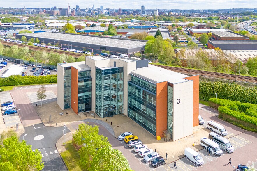 Gelderd Rd, Leeds à louer - Photo du bâtiment - Image 3 de 13