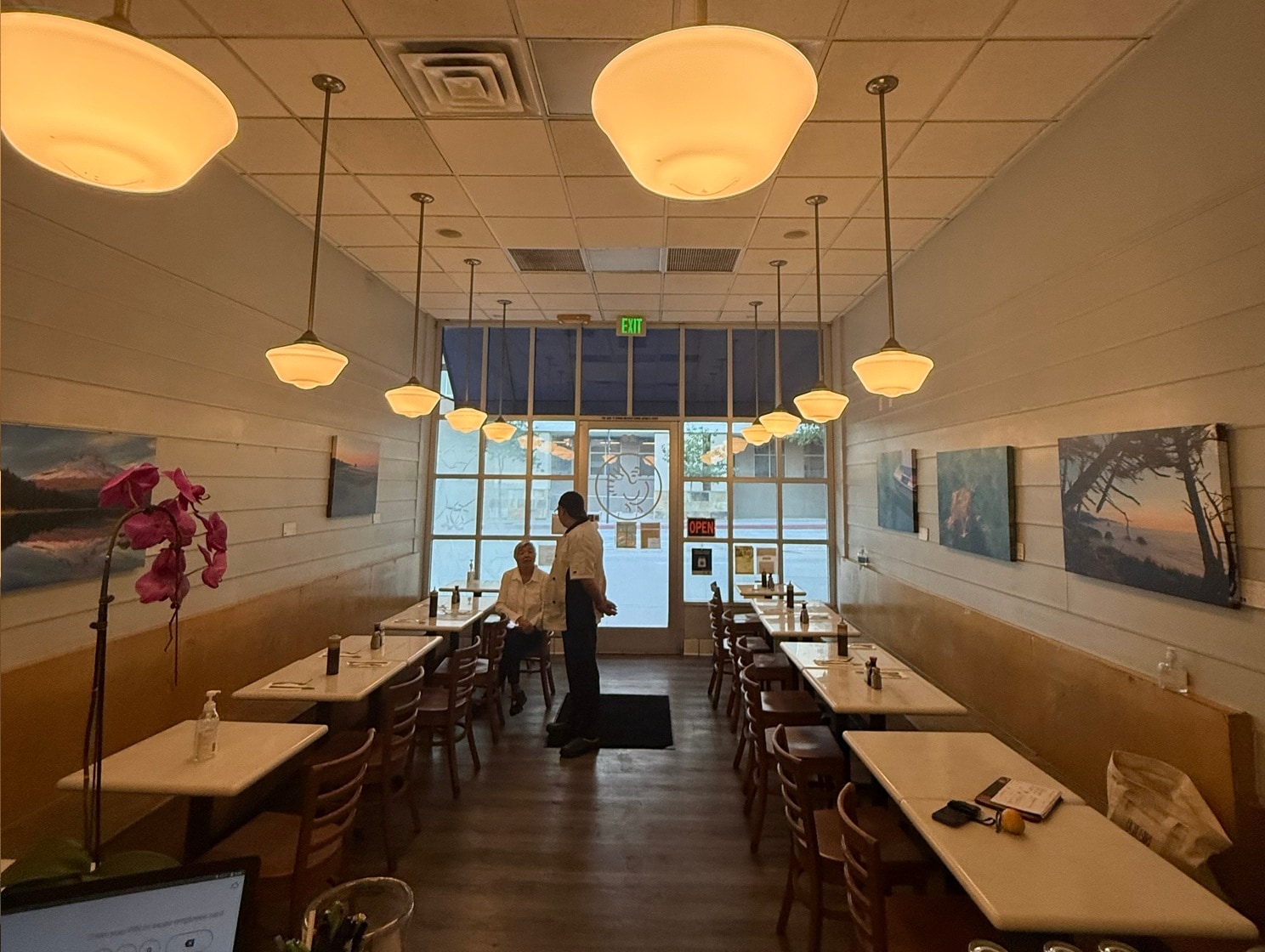 28 N Los Robles Ave, Pasadena, CA for lease Primary Photo- Image 1 of 19