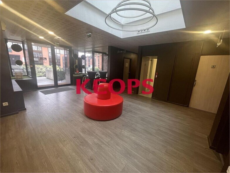 50 Rue Jean Bart, Labège for lease - Lobby - Image 3 of 5