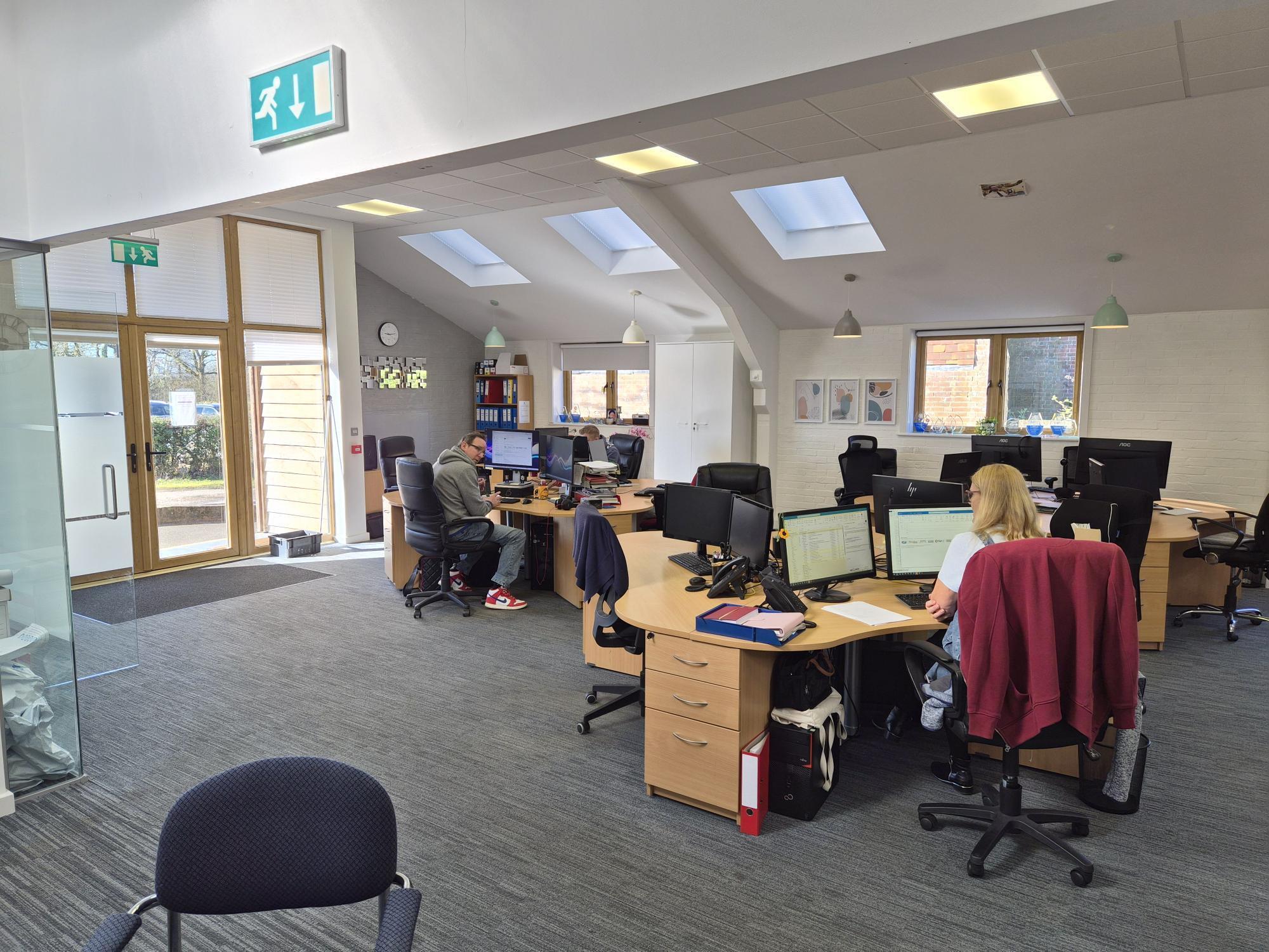 Great Danegate, Eridge Green for lease Interior Photo- Image 1 of 8