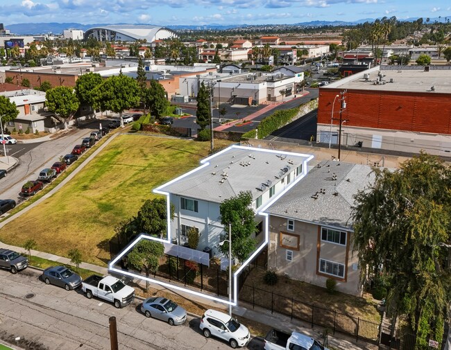 Plus de détails pour 3213 Bartdon Ave, Inglewood, CA - Multi-résidentiel à vendre