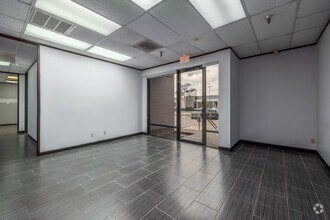 9001 Jameel Rd, Houston, TX à louer Photo intérieure- Image 1 de 9