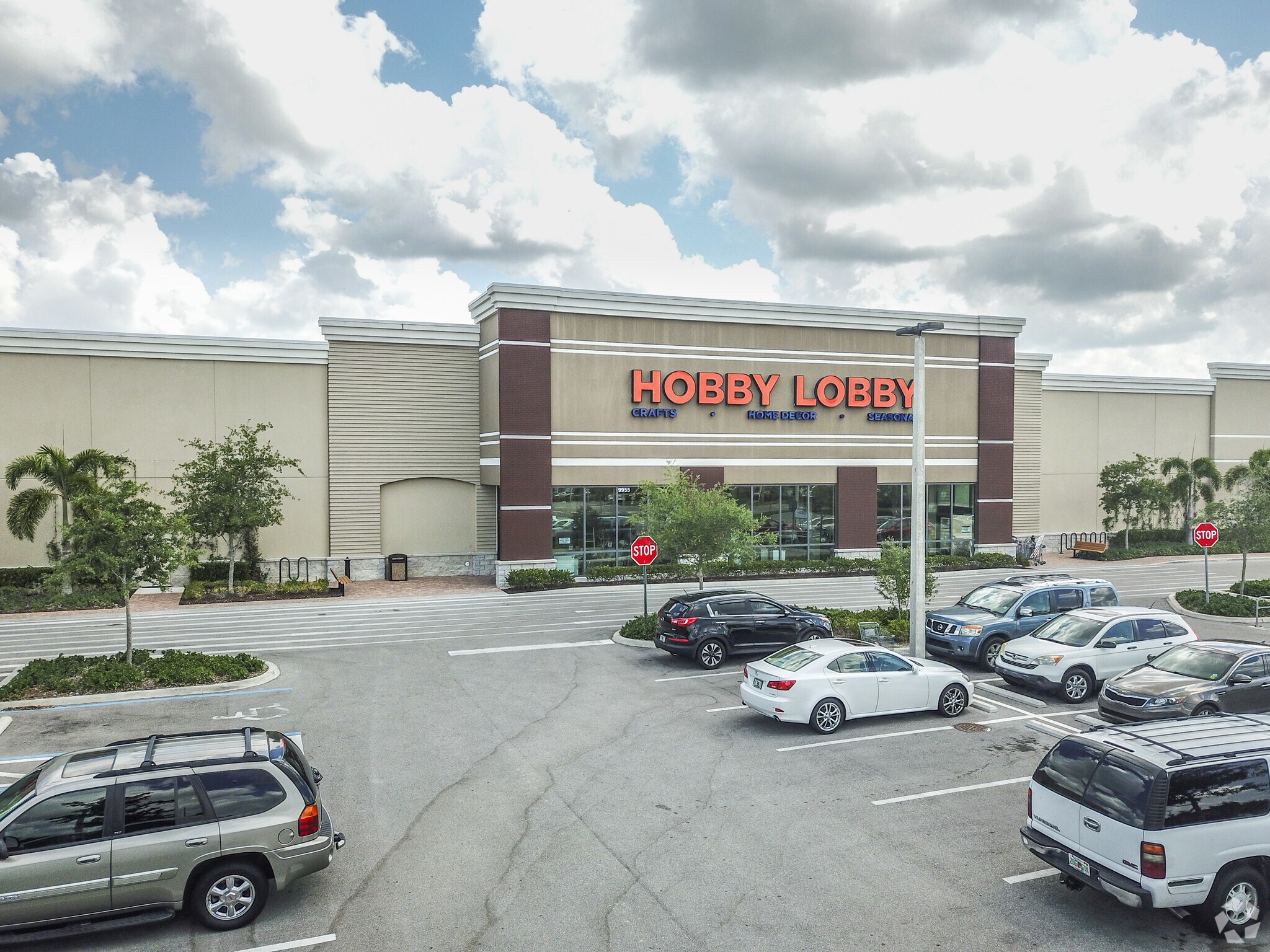 9955 Triangle Blvd, Naples, FL à vendre Photo du bâtiment- Image 1 de 9