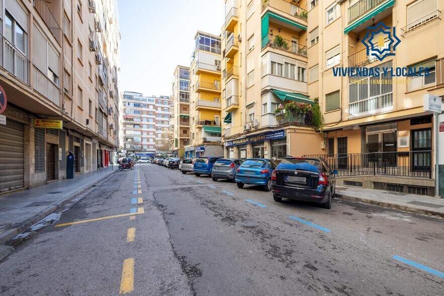 Calle Ángel Barrios, 3, Granada, Granada for sale - Building Photo - Image 2 of 32