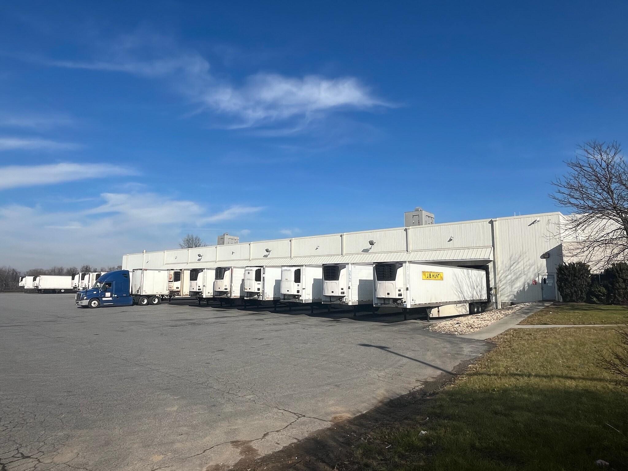 600 Bartlett Dr, York, PA à louer Photo du bâtiment- Image 1 de 8