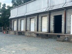 1005 N Church St, Charlotte, NC à louer Photo du bâtiment- Image 2 de 2