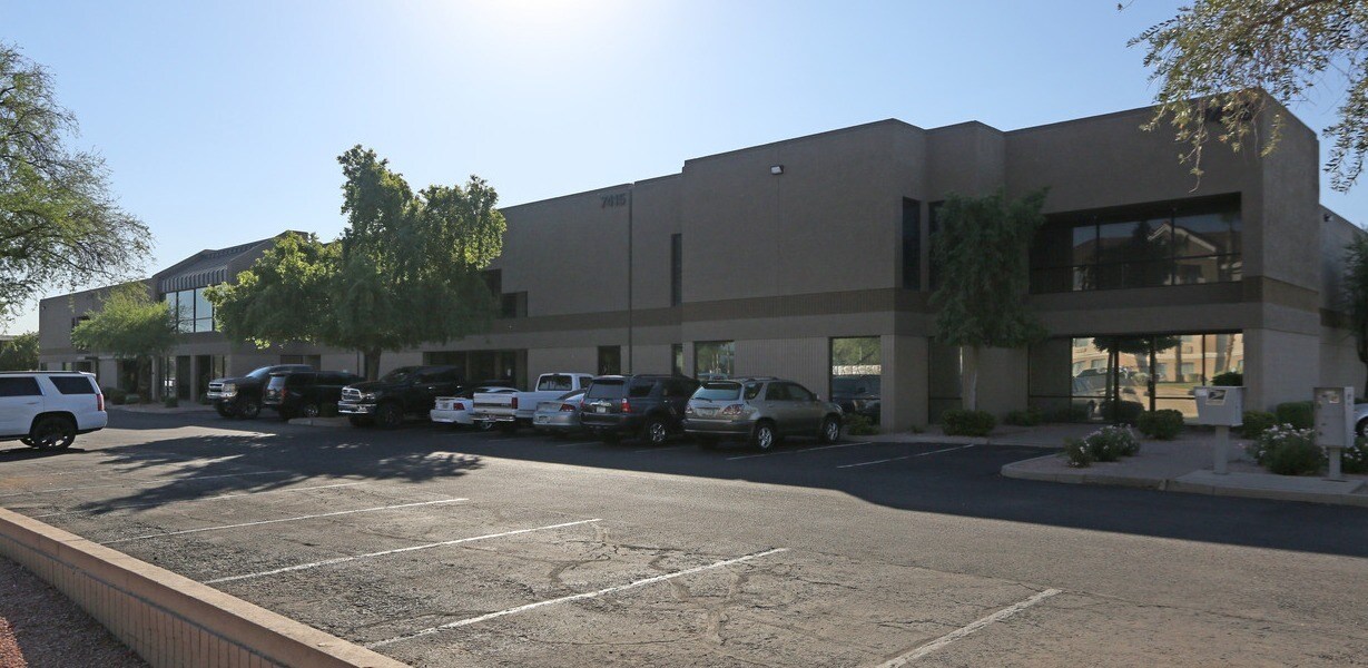 7411 W Boston St, Chandler, AZ for lease Primary Photo- Image 1 of 8