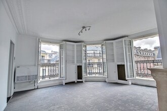 15 Rue De La Banque, Paris for lease Interior Photo- Image 2 of 9