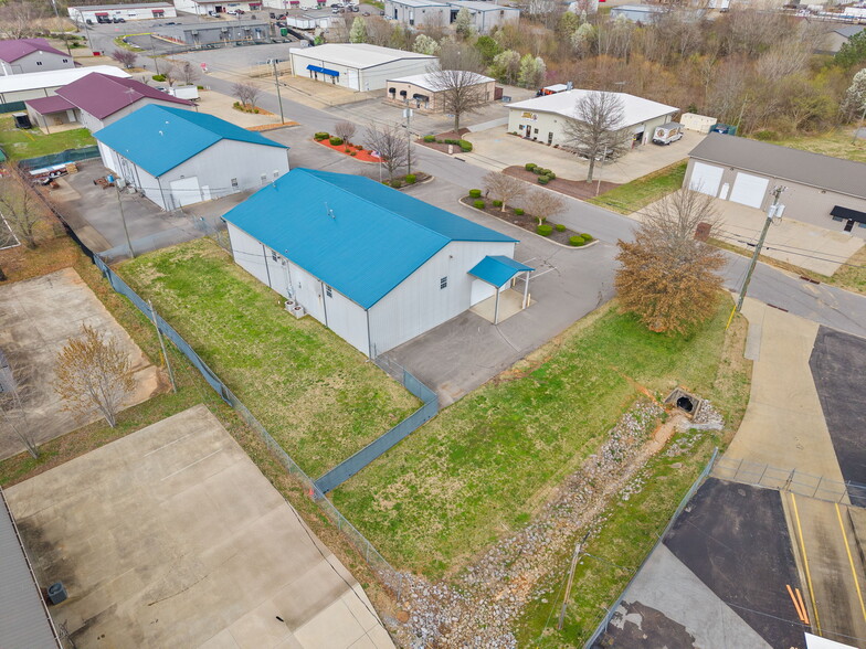 1799 Alpine Dr, Clarksville, TN for lease - Building Photo - Image 3 of 49