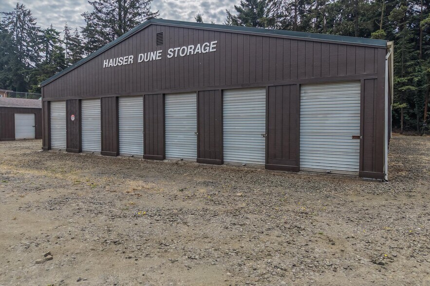 93697 Storage Dr, North Bend, OR à vendre - Photo principale - Image 1 de 28