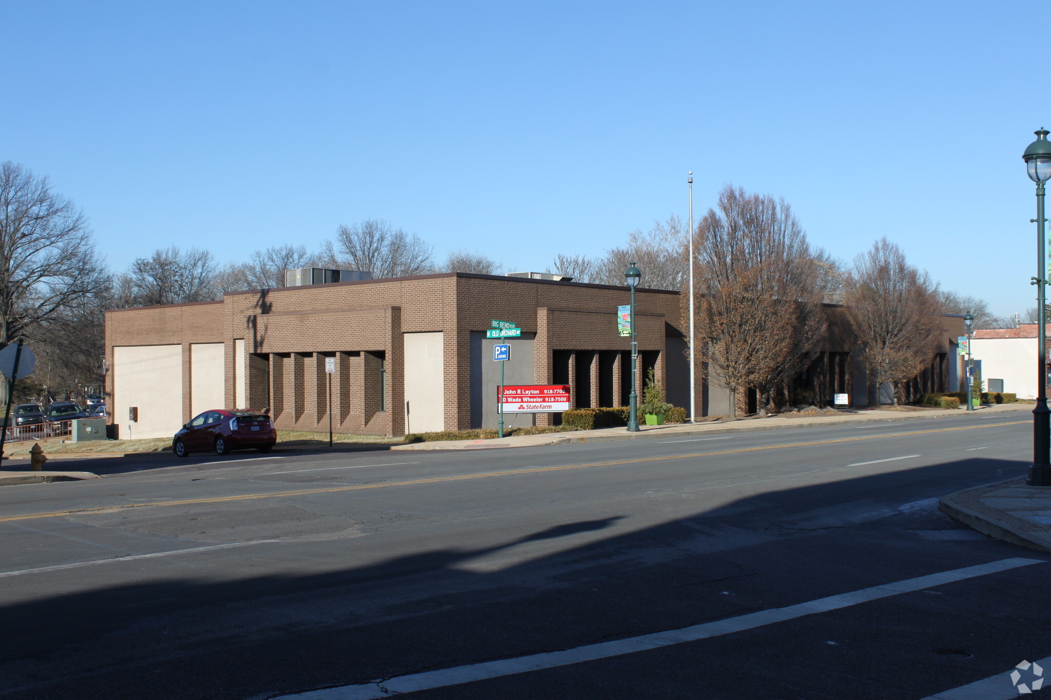 8045 Big Bend Blvd, Webster Groves, MO for sale Primary Photo- Image 1 of 1