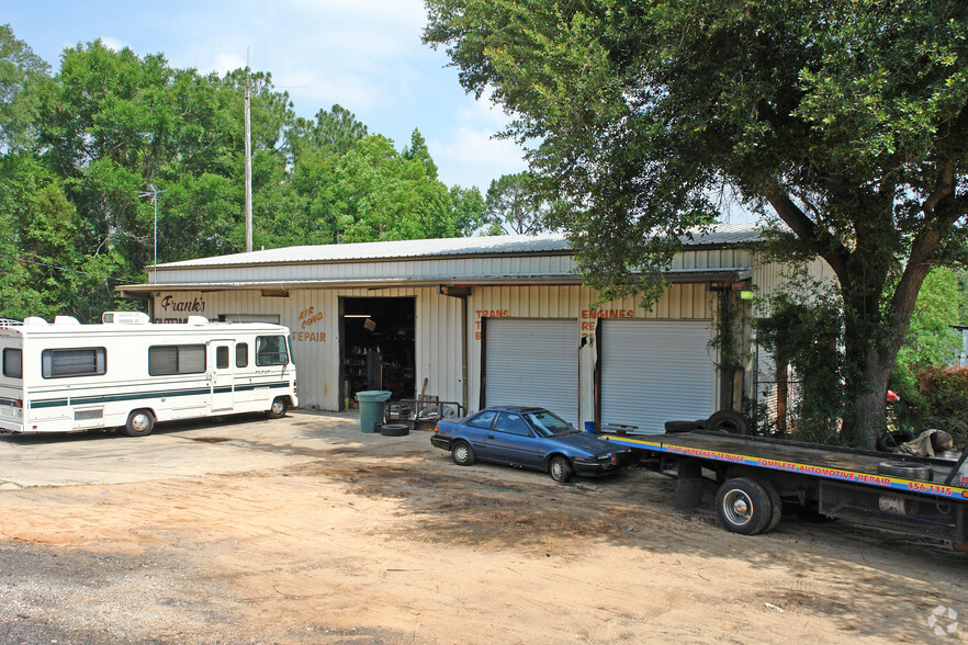 6894 Fairfield Dr, Pensacola, FL à vendre - Photo principale - Image 1 de 1