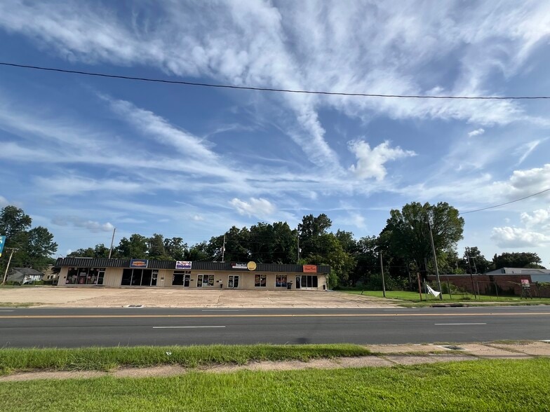 273 E 70th St, Shreveport, LA à vendre - Photo du bâtiment - Image 2 de 3