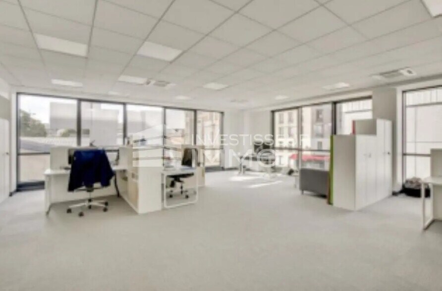 Flex dans Villeneuve-la-Garenne à louer - Photo intérieure - Image 2 de 7