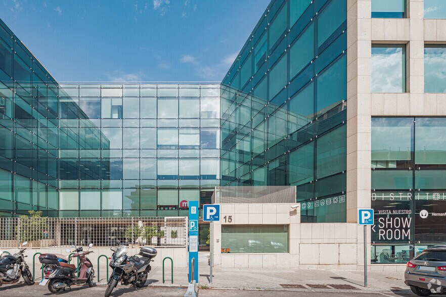 Calle Albasanz, 15 B, Madrid, Madrid for lease - Building Photo - Image 3 of 3