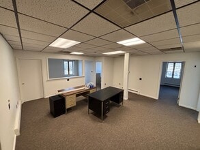 133 Mountain Rd, Suffield, CT for lease Building Photo- Image 1 of 10