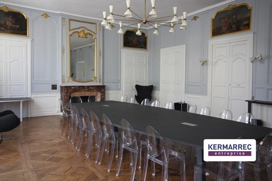 Office in Rennes for lease - Building Photo - Image 1 of 5