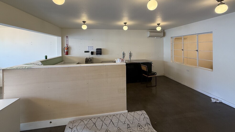 123 Front Ave NW, Castle Rock, WA à louer - Photo du bâtiment - Image 3 de 12