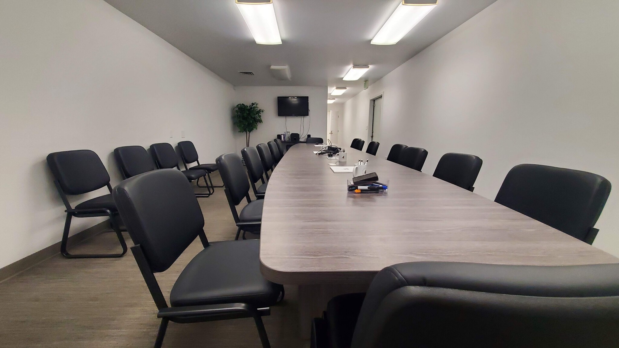 223 W Wine Country Rd, Grandview, WA for sale Building Photo- Image 1 of 20