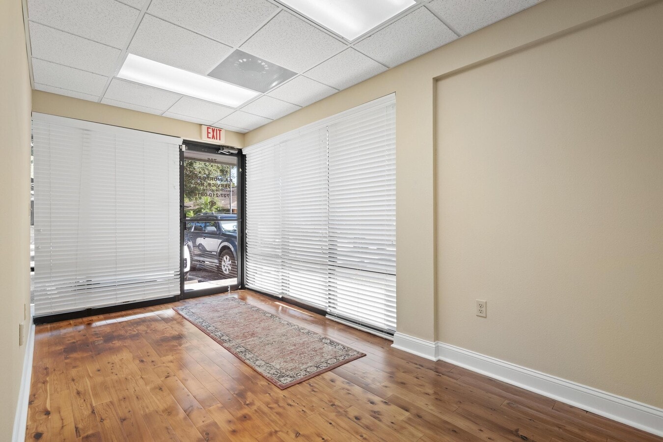 701 Enterprise Rd E, Safety Harbor, FL 34695 - Unit 705 -  - Interior Photo - Image 1 of 17