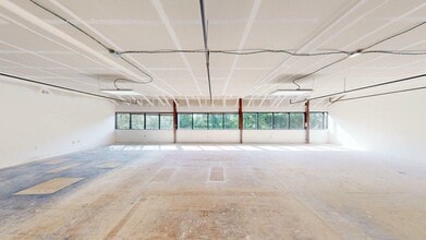 140 N Westmonte Dr, Altamonte Springs, FL for lease Interior Photo- Image 1 of 5