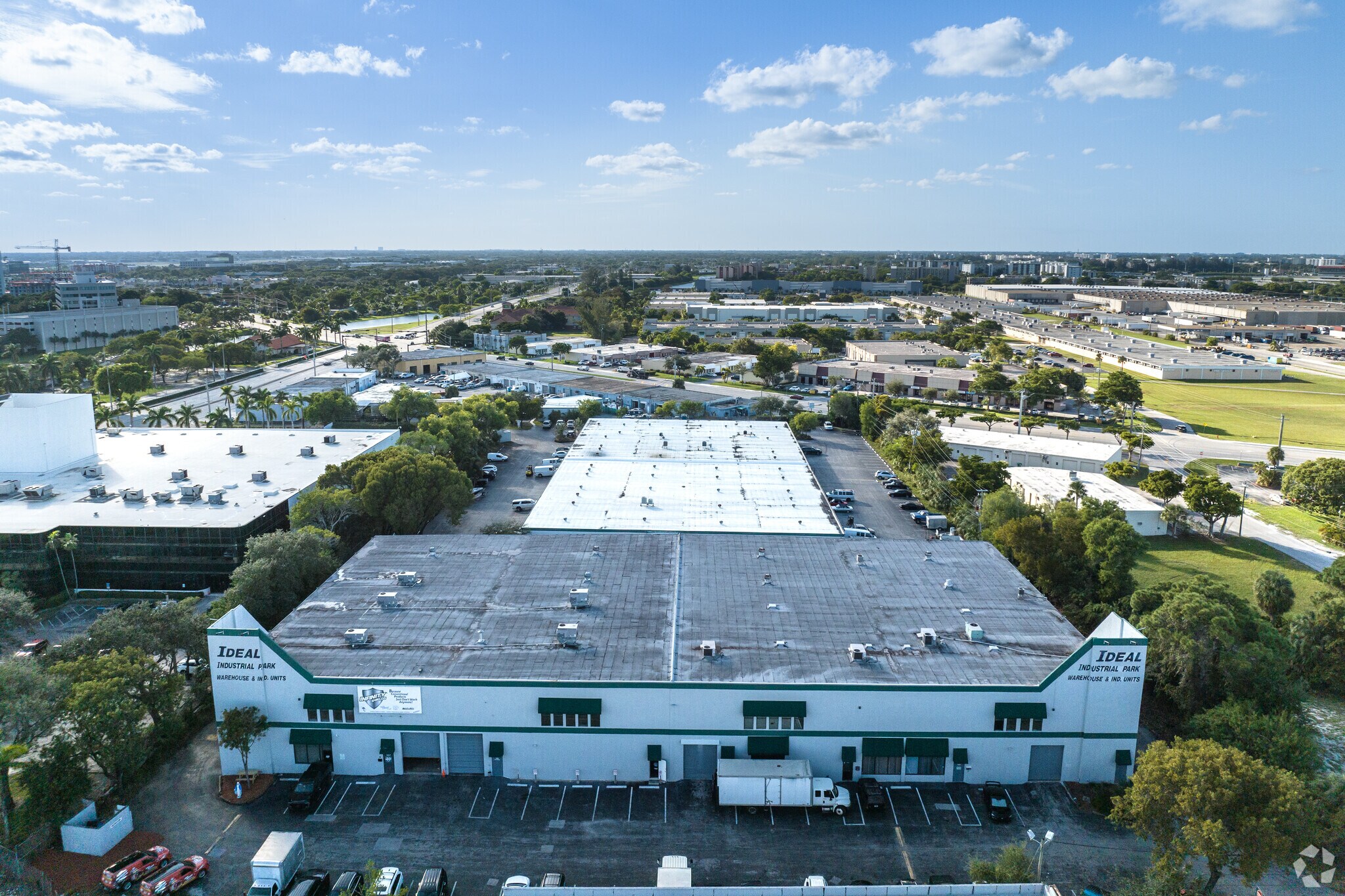 1401-1407 SW 10th Ave, Pompano Beach, FL à louer Aérien- Image 1 de 7