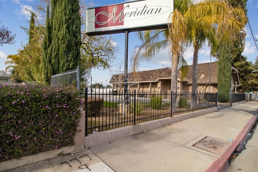 2915 N Maroa Ave, Fresno, CA à vendre - Autre - Image 2 de 23