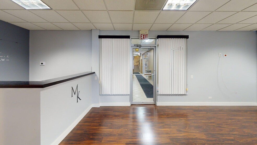 715 W Lake St, Addison, IL for lease - Building Photo - Image 2 of 12